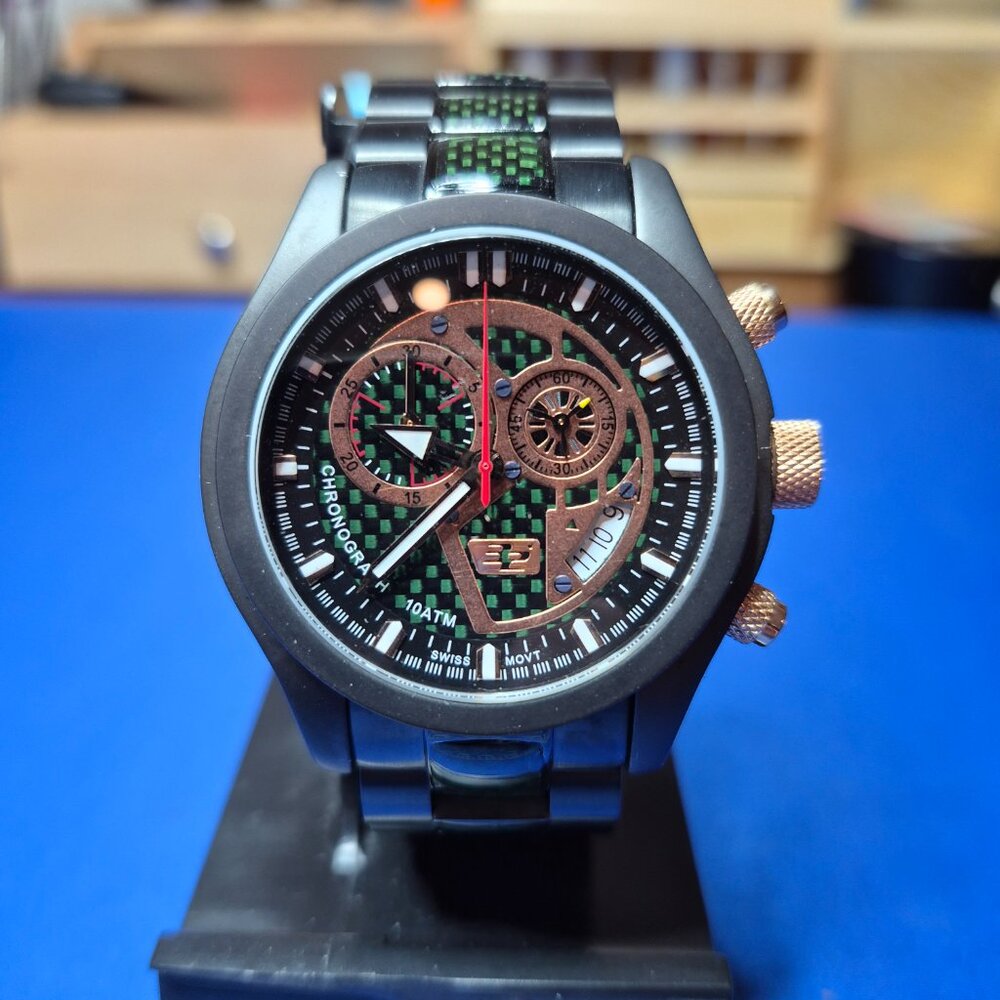 32° Chronograph watch